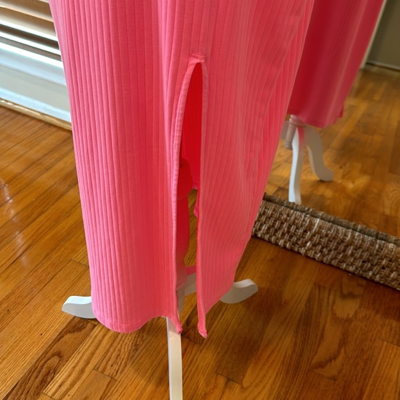 AERIE Backless Dress Neon Pink Rib Cotton Blend Scoop Neck MIDI Dress Slit NWT - Picture 5 of 7